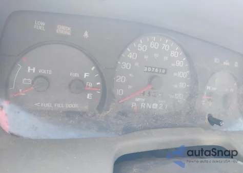 2004 Mercury Grand Marquis Gs из США, поврежденный, VIN 2MEFM74W94X663840